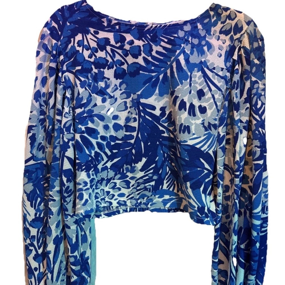 Sugarlips Blue and White Floral Blouse